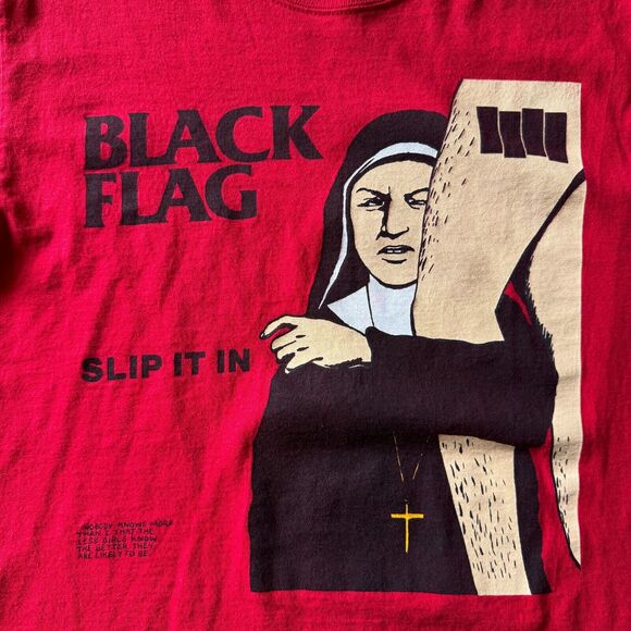 Vintage 2000s Y2K Black Flag Slip It In Nun Punk Band SST T-Shirt Small Red - Picture 2 of 5